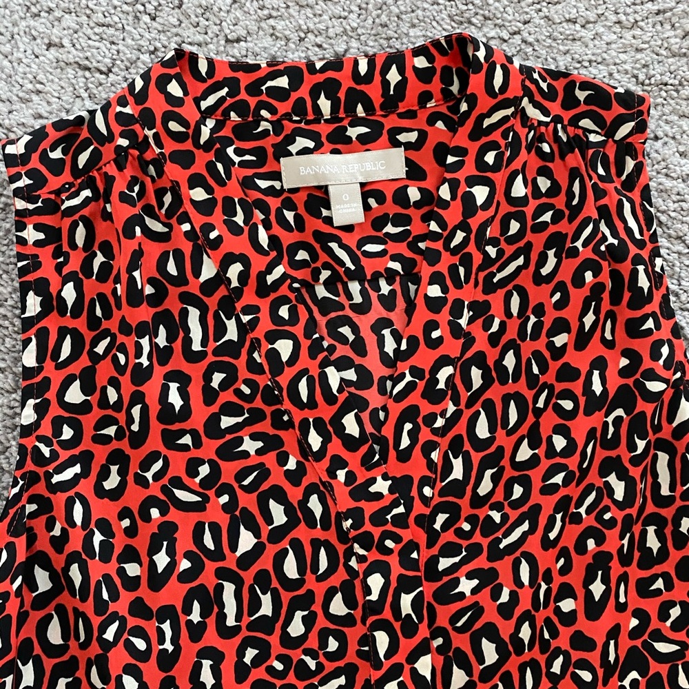 Banana Republic Sleeveless Blouse Size 0 XS